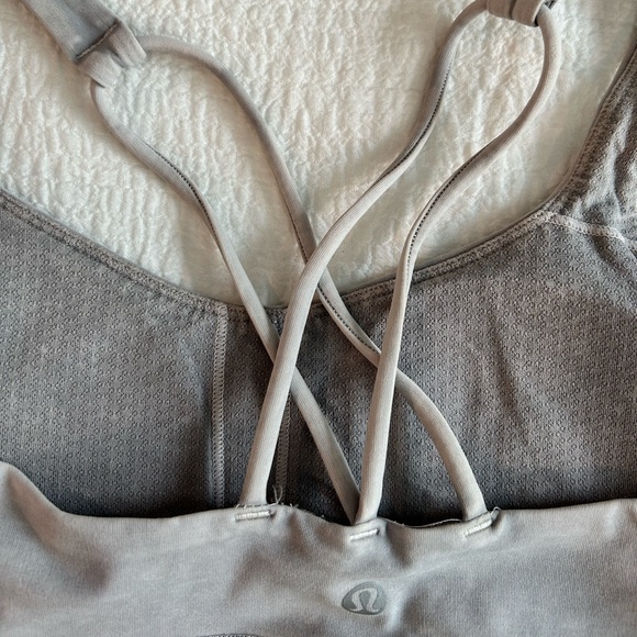 Lululemon Free to Be Bra *Dye Wash - Picture 4 of 9